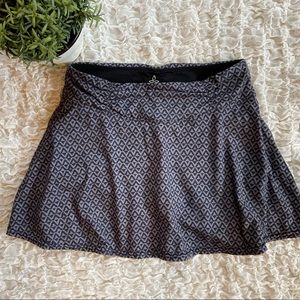 Prana Skort Mini Skirt Yoga Shorts Hiking Athletic Outdoor Comfy Travel Skirt XS